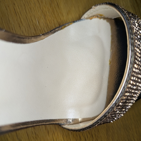 ⭐David's Bridal Women's Rose Gold Heels⭐ - Picture 9 of 15